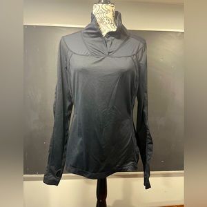 ⭐️Lululemon Pullover 209